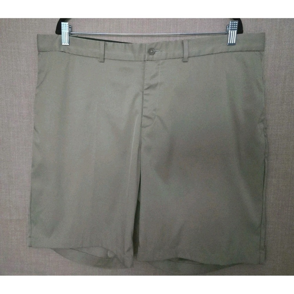 Nike Dri-FIT Golf Shorts Mens 40 Khaki Tan Standard Fit Flat Front Performance
